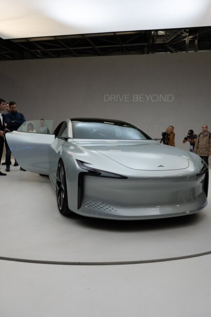 paris auto show3